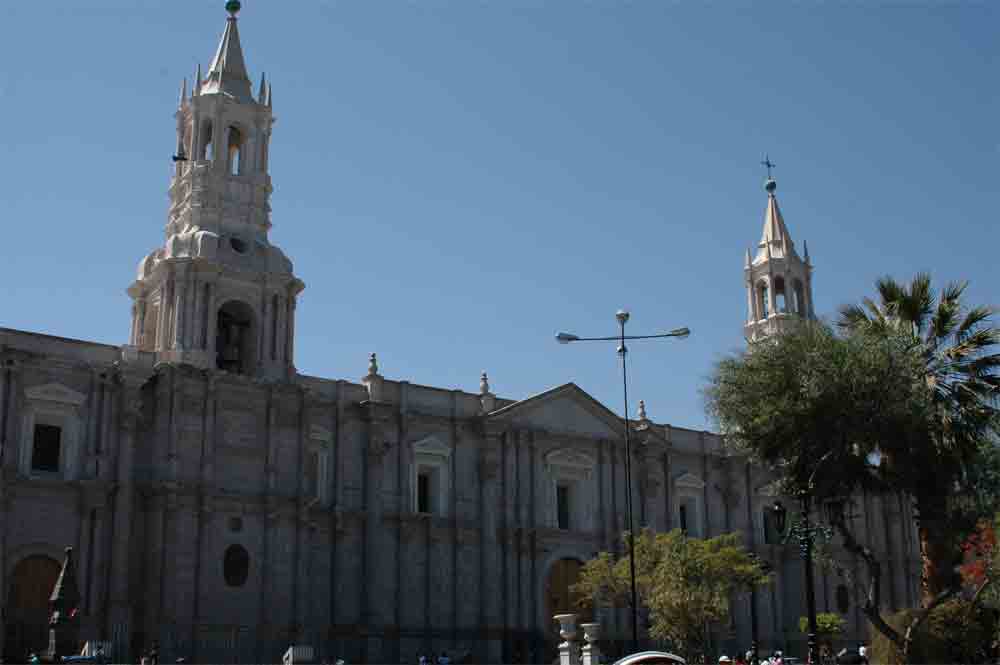 31 - Peru - Arequipa, plaza de armas, catedral